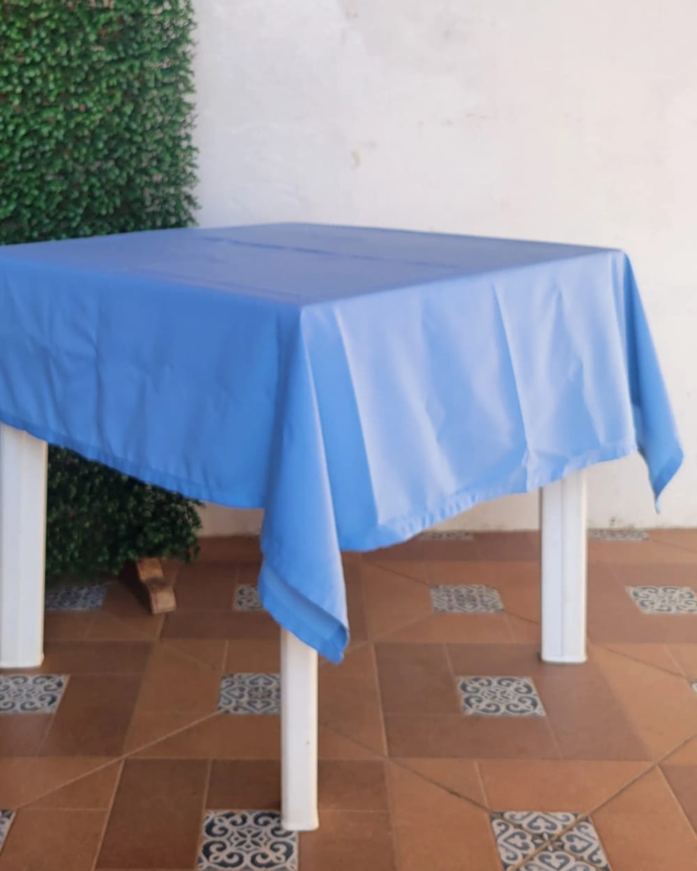 Mantel Cuadrado (Celeste) — Alquifiestas y Eventos, San Marcos